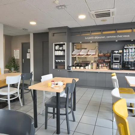 B&B HOTEL Dreux Centre-2